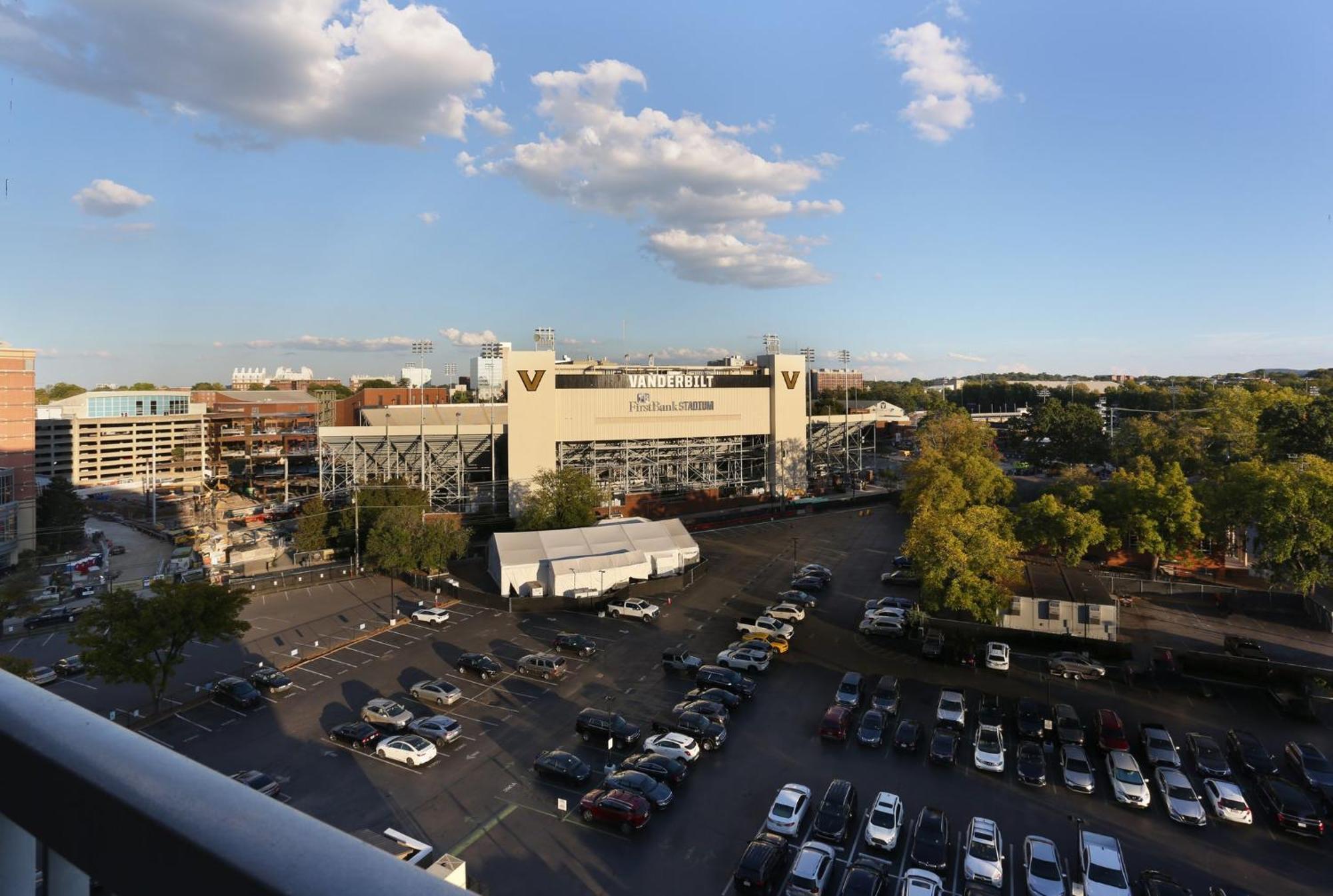 Holiday Inn Nashville - Vanderbilt - Dwtn By Ihg Eksteriør billede